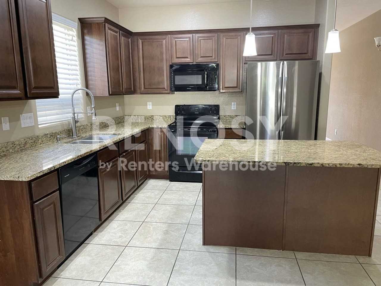 3418 E Captain Dreyfus Ave - Photo 5 of 18