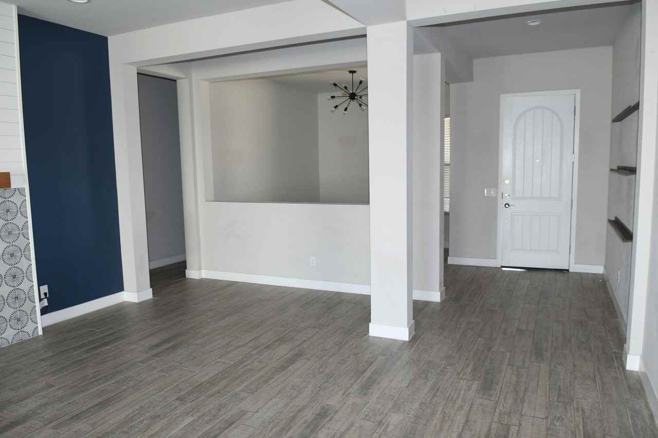 7031 N 85th Ln - Photo 3 of 23