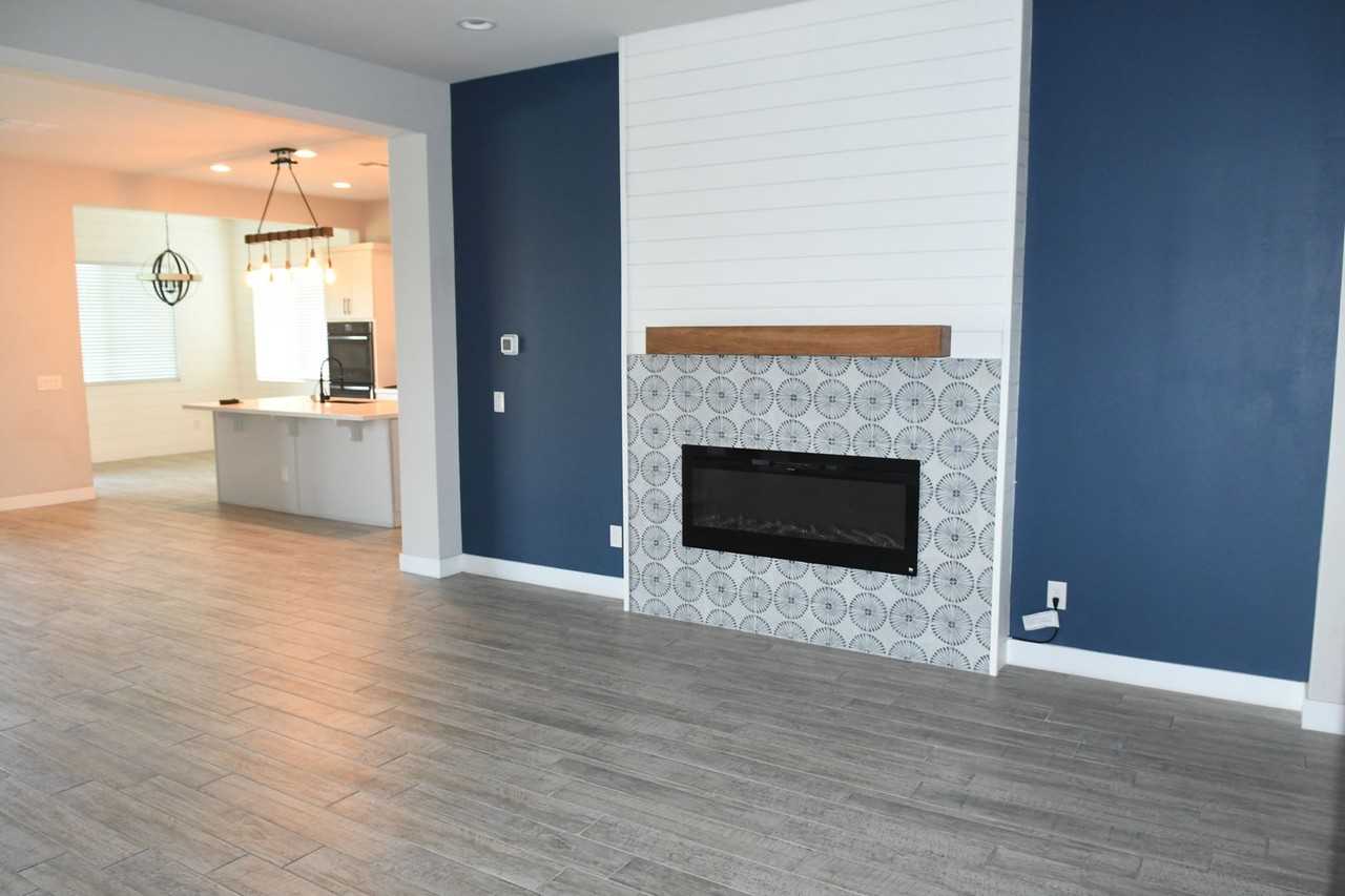 7031 N 85th Ln - Photo 4 of 23