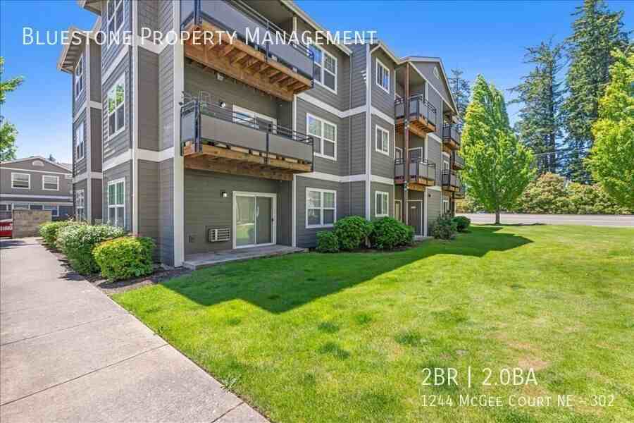 1244 Mcgee Ct Ne #302 - Photo 2 of 39