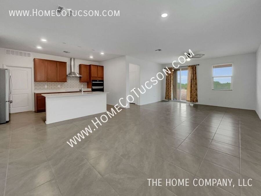 5618 W Monterey Dr - Photo 7 of 39