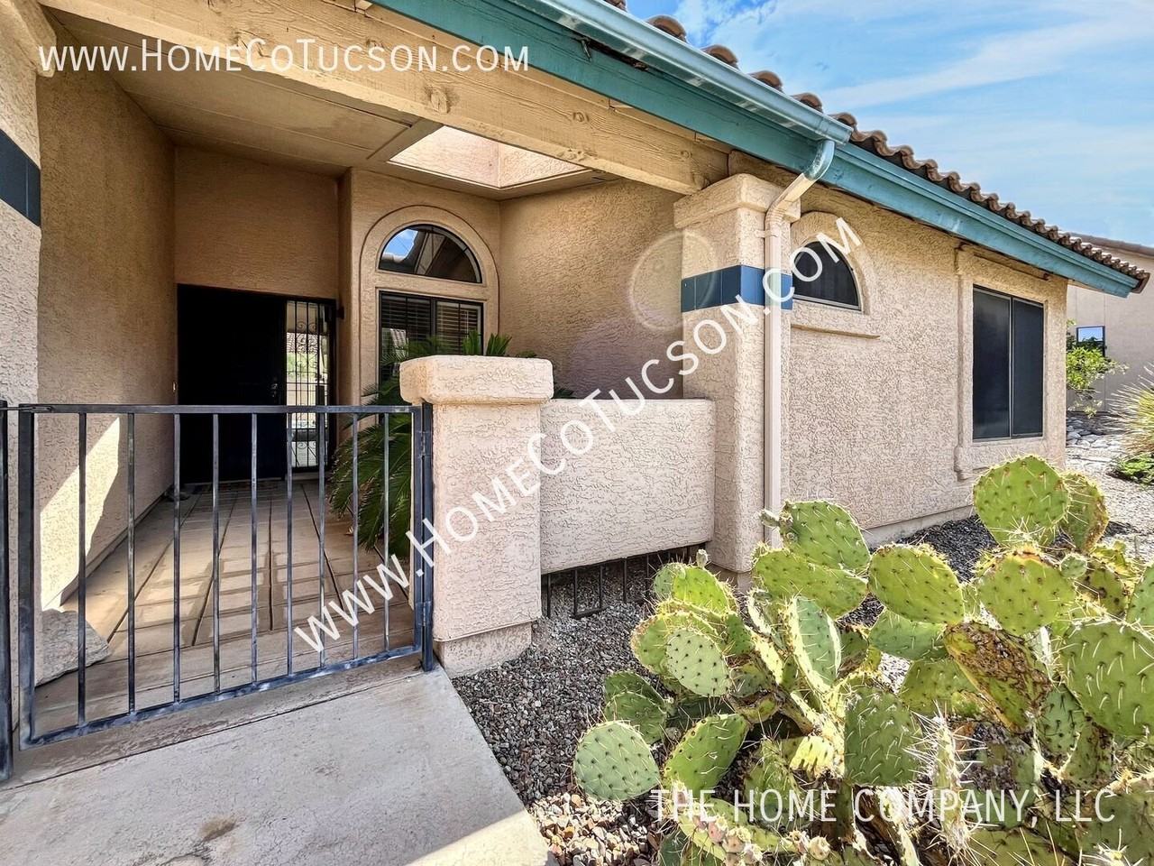 1551 E Sonoran Desert Dr - Photo 2 of 42