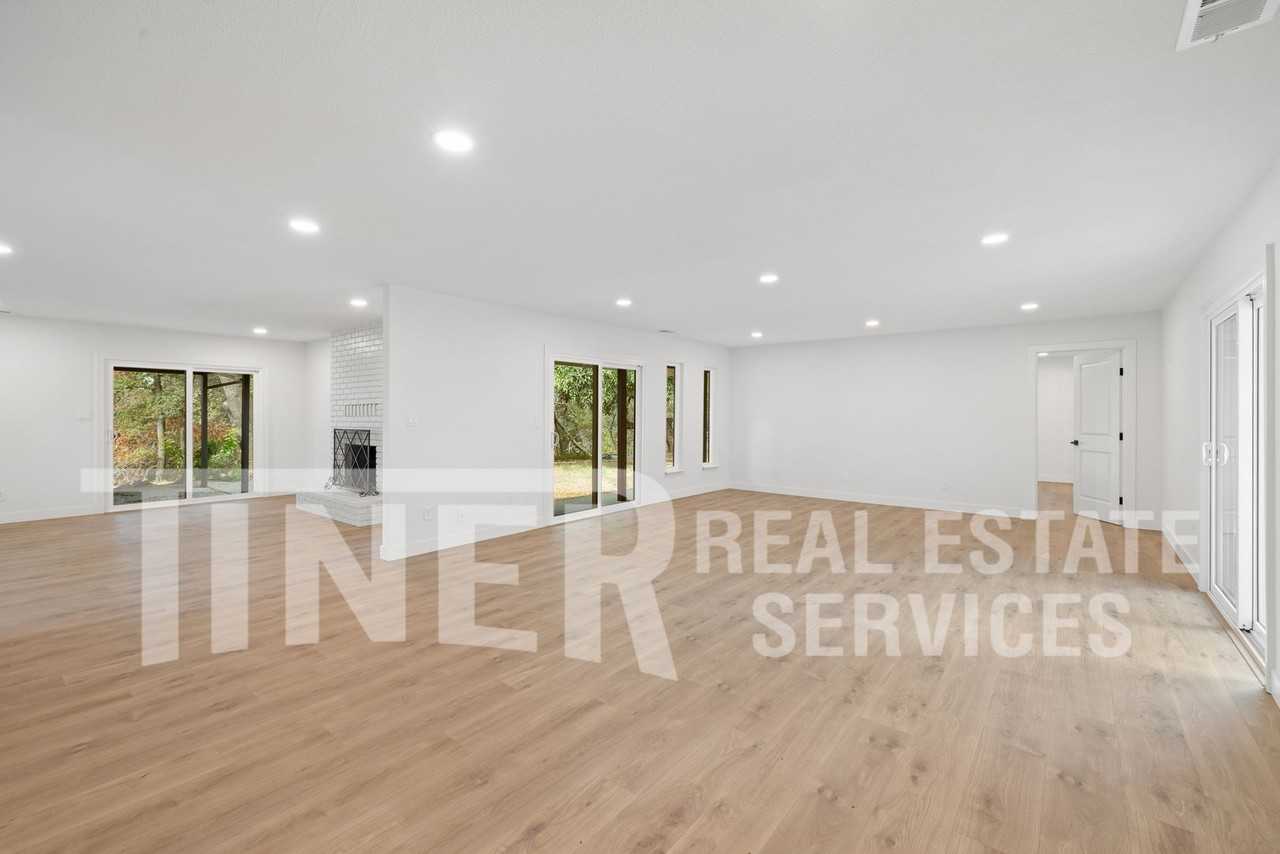 8683 King Rd - Photo 6 of 28
