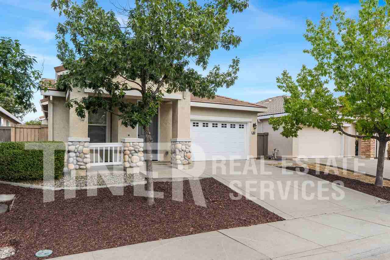 1839 Dawnelle Way - Photo 3 of 26