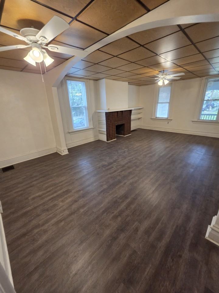 245 W Brady St #245 - Photo 7 of 13