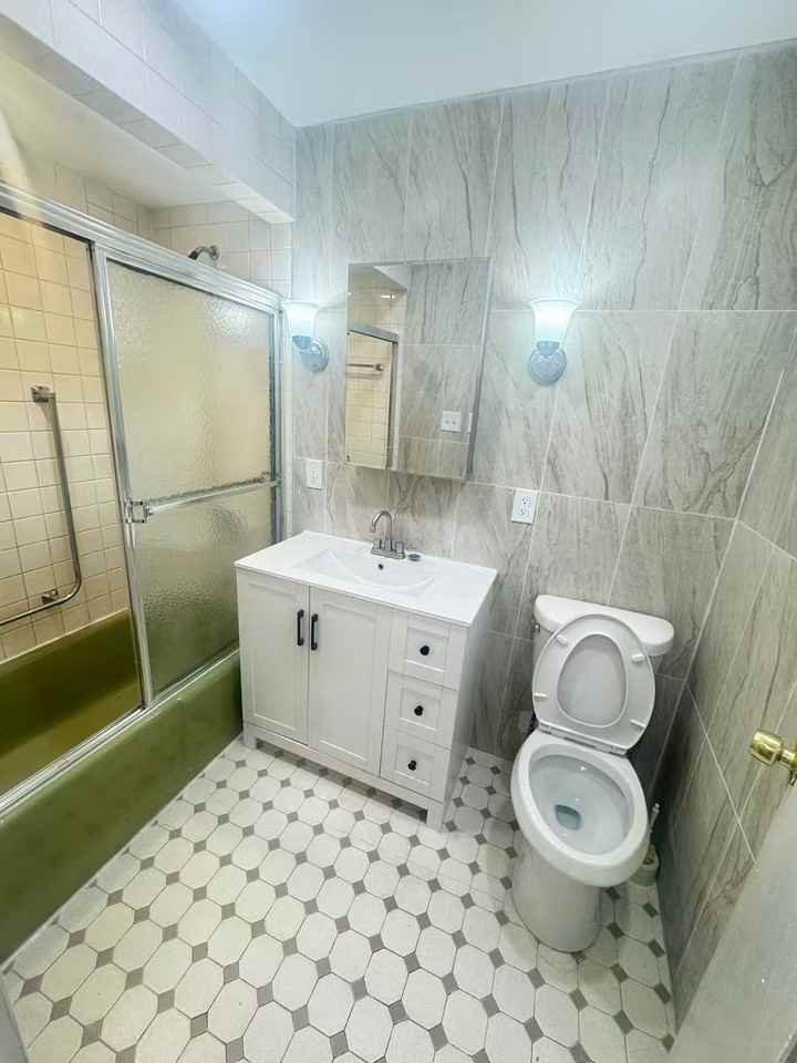 1618 Mahan Ave Fl 1 #NA - Photo 7 of 10