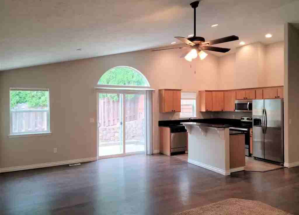 38859 Jerger St #NA - Photo 3 of 20