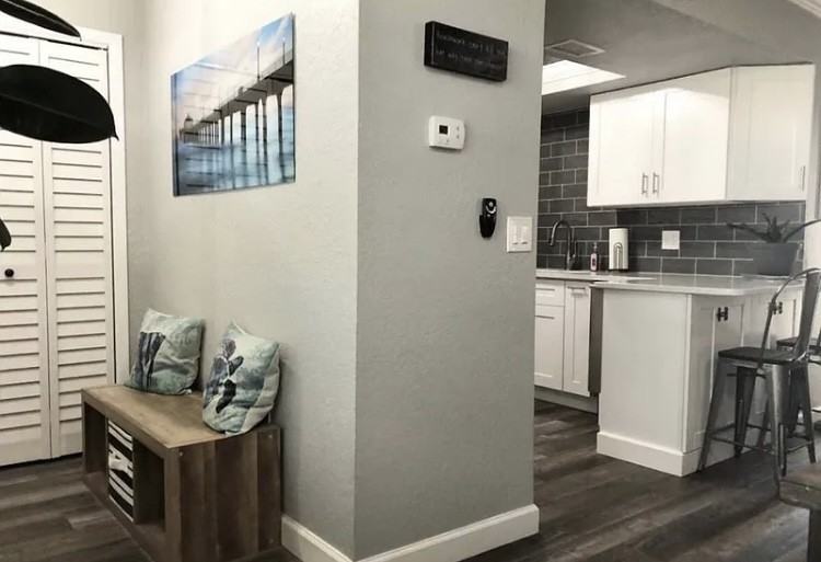 1859 Shore Dr S #304 - Photo 3 of 11