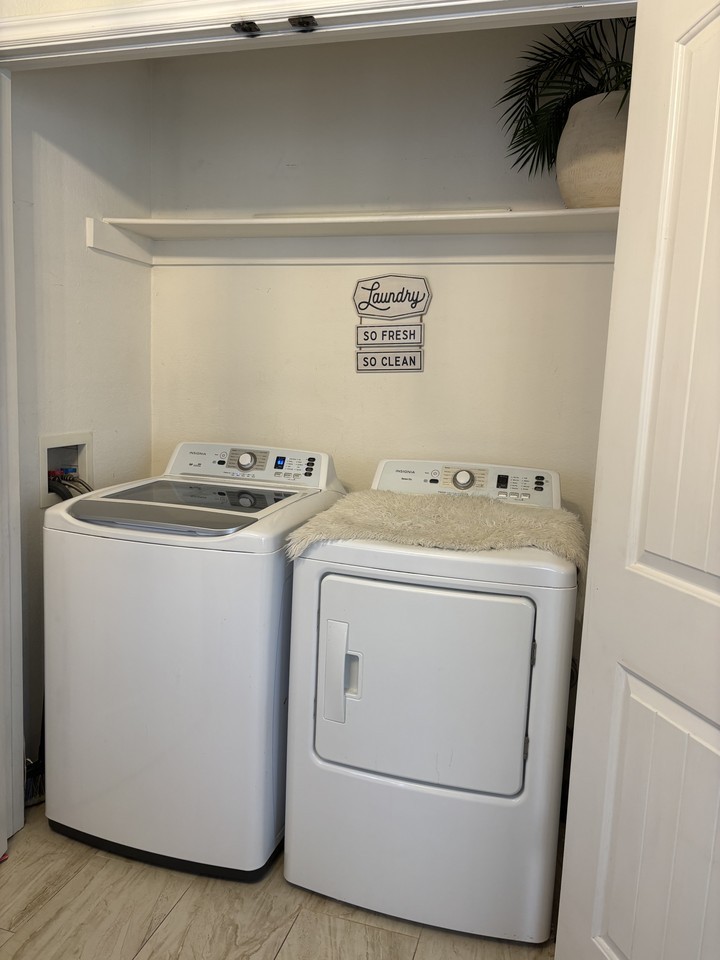 605 E Sandalwood St #NA - Photo 3 of 11