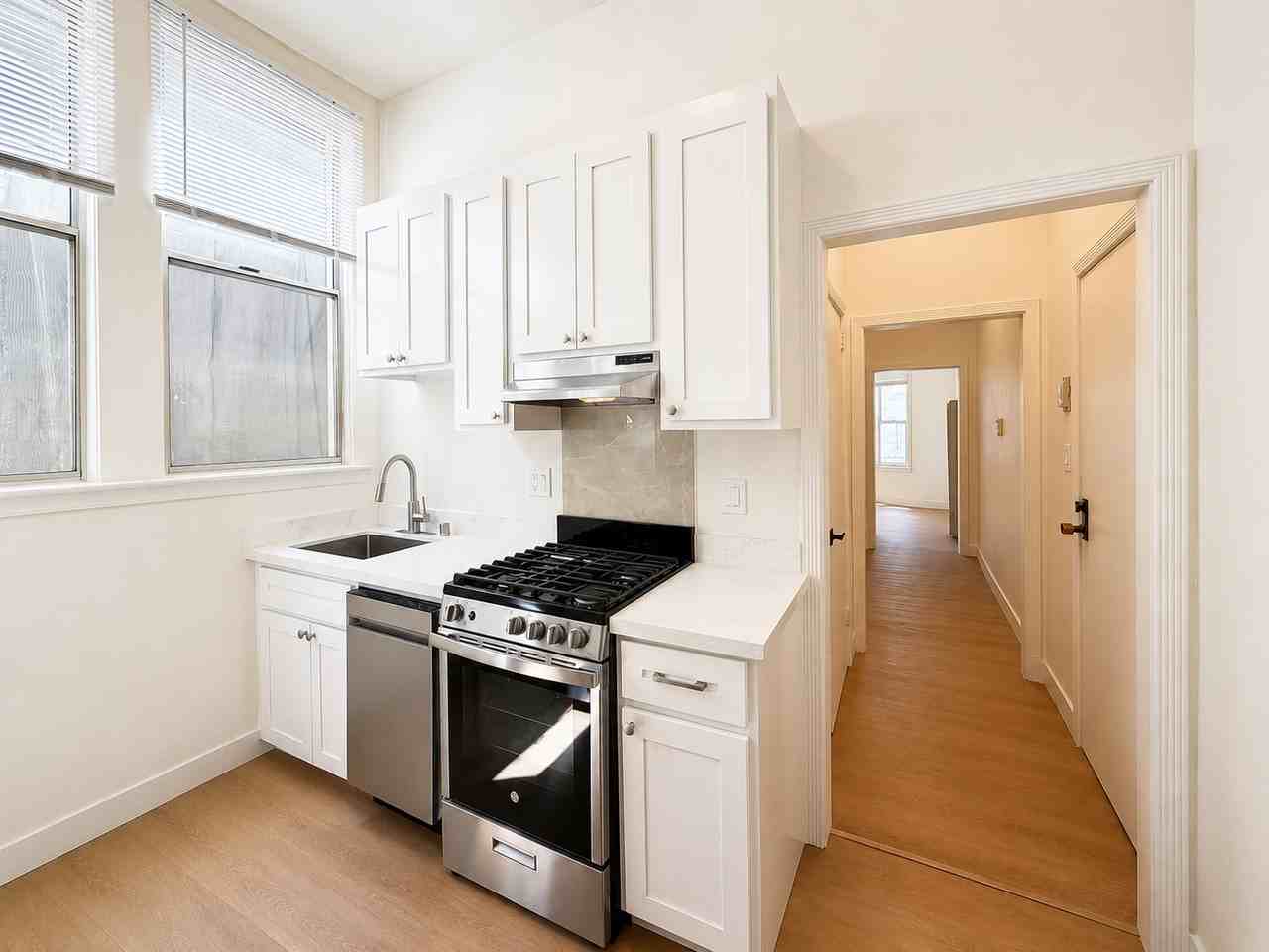 1715 Webster St #202 - Photo 4 of 12