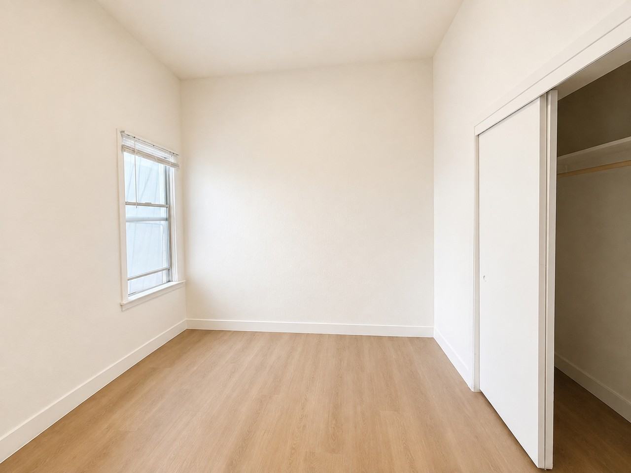 1715 Webster St #202 - Photo 7 of 12