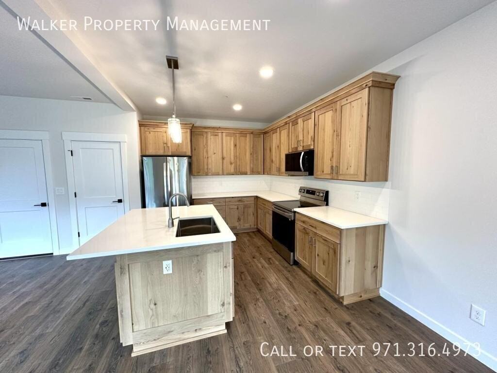 1019 E Rork Ct - Photo 6 of 31