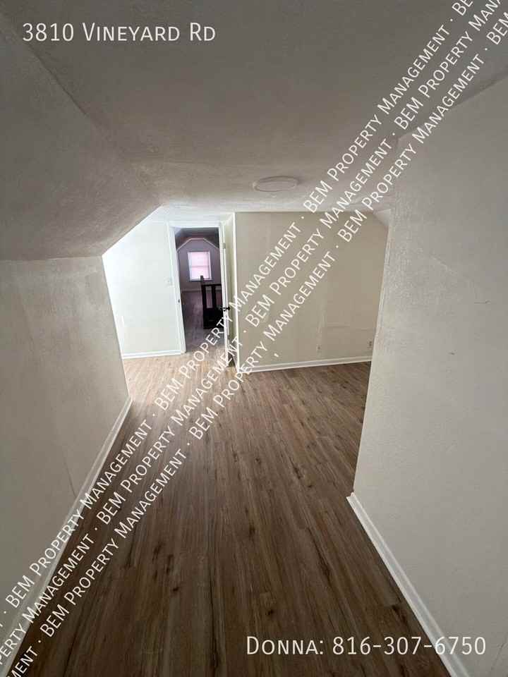 3810 Vineyard Rd - Photo 5 of 10