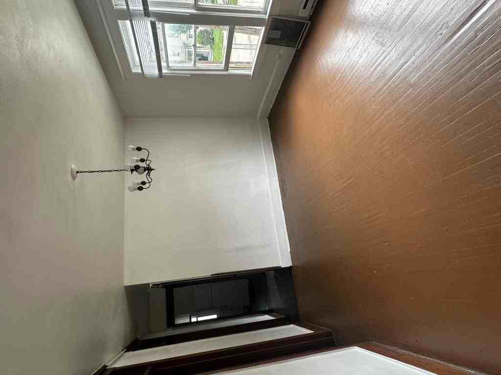521 S Beaver Ave #521SBEAVER - Photo 2 of 6