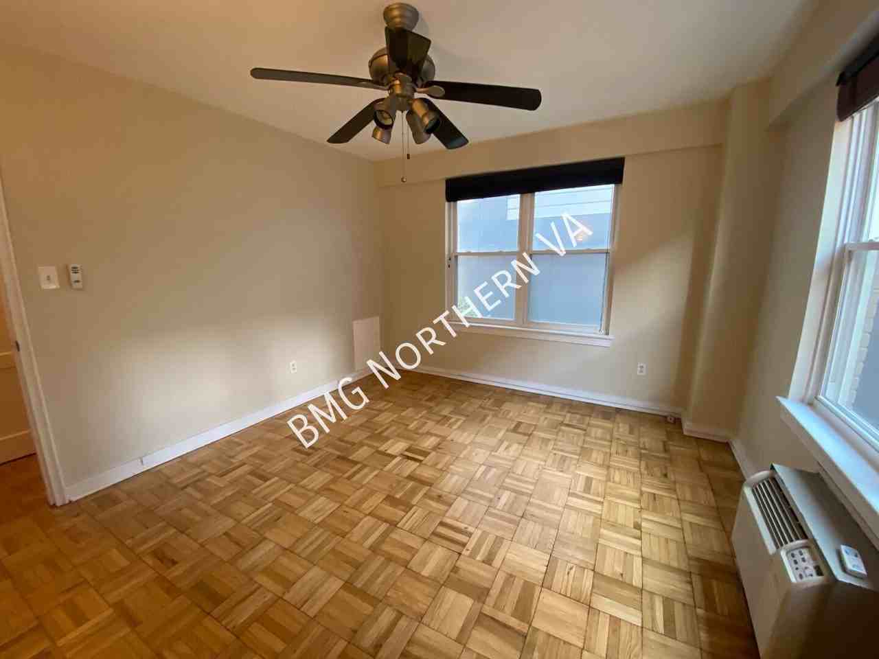 2130 N St Nw #211 - Photo 7 of 10