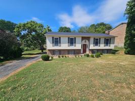 featured image of 3026 Round Hill Ct