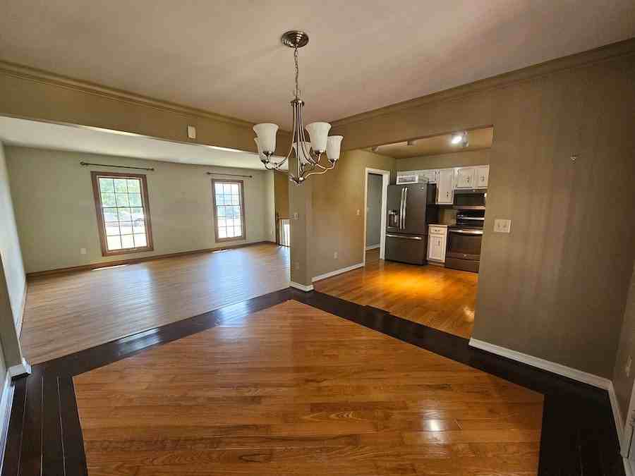 3026 Round Hill Ct - Photo 3 of 25