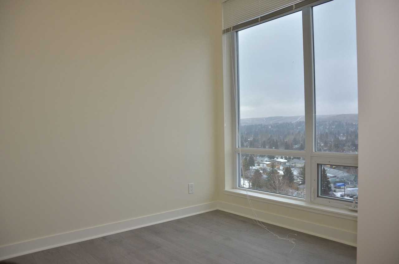 10 Brentwood Common Nw - Photo 3 of 9
