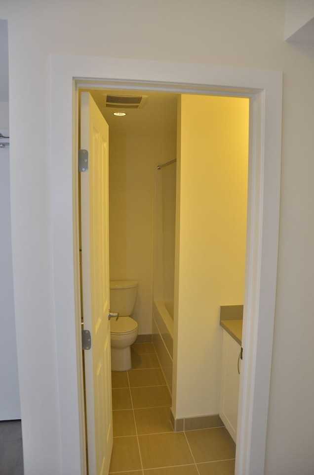 10 Brentwood Common Nw - Photo 5 of 9