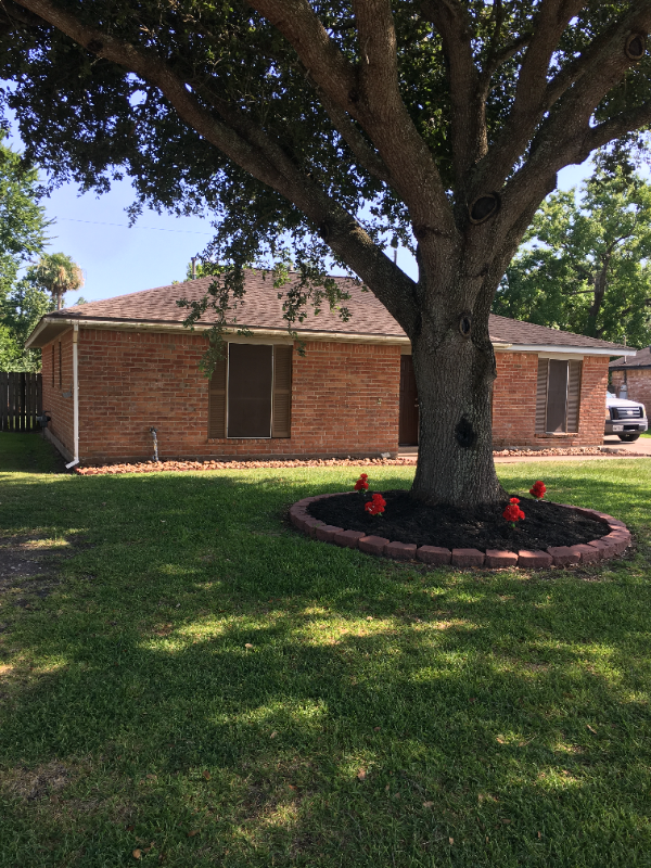 1316 Hospital Dr - Photo 4 of 4