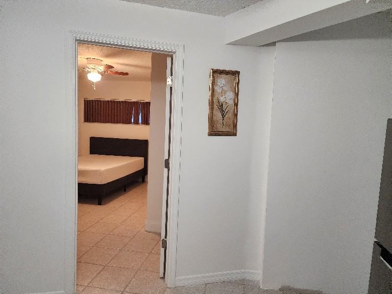 7909 Nw 40th St #C - Photo 4 of 9
