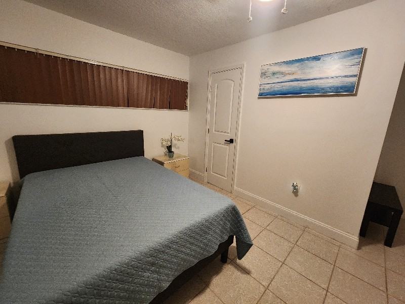 7909 Nw 40th St #C - Photo 7 of 9