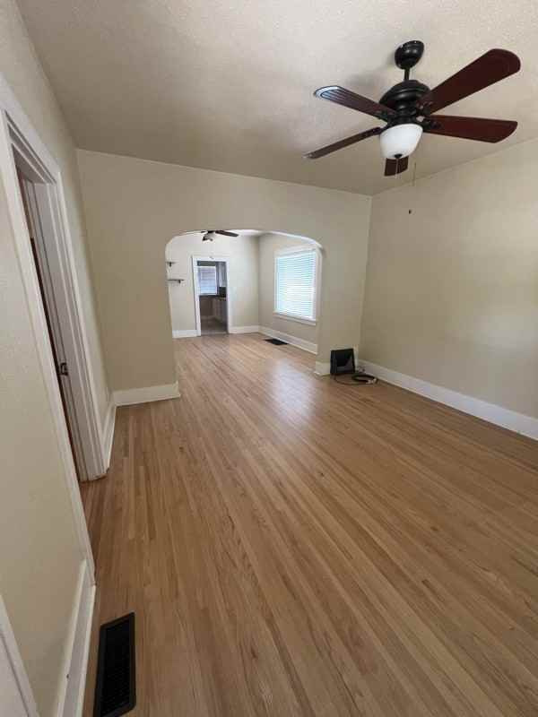 509 4th St N - Photo 2 of 12