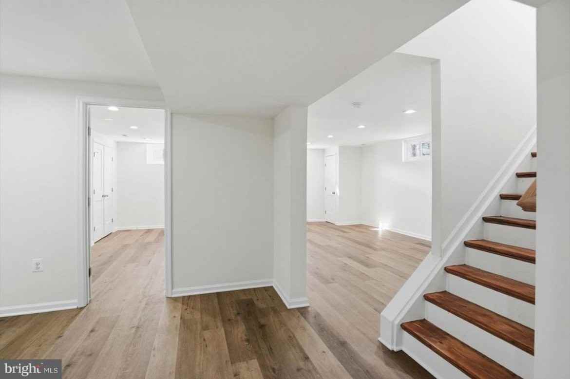 36 Mapledale Ave - Photo 6 of 9