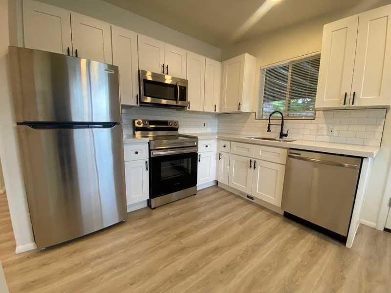 4971 Sw #1 - Photo 3 of 12