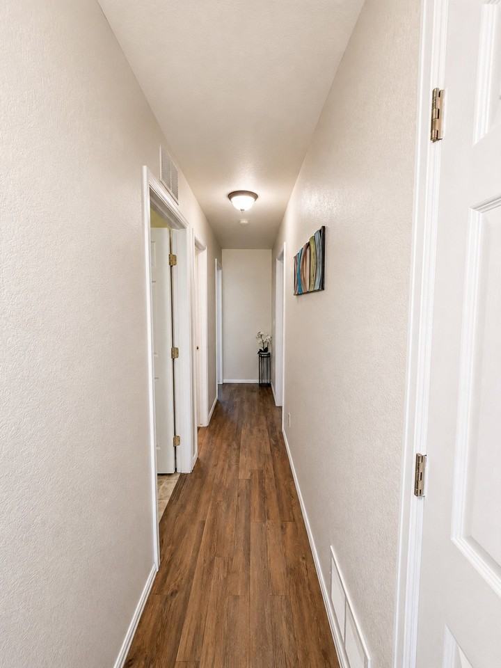 3001 Toronto Pl - Photo 4 of 17