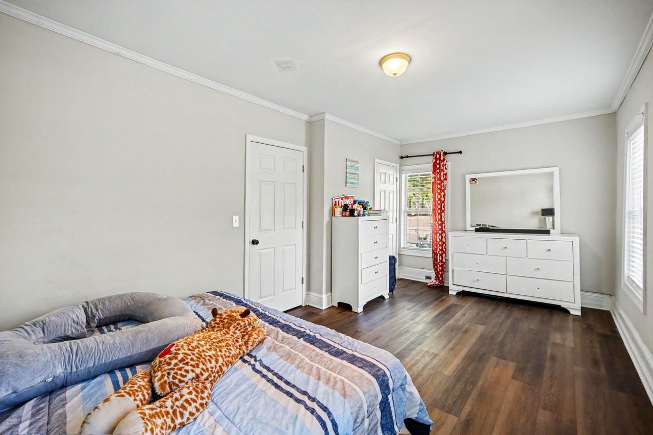 57 Corban Ave Sw #A - Photo 2 of 7
