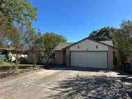 featured image of 5922 Lakedale St