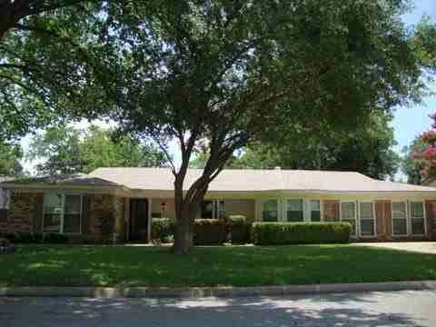 6628 Tabor St - Photo 2 of 15