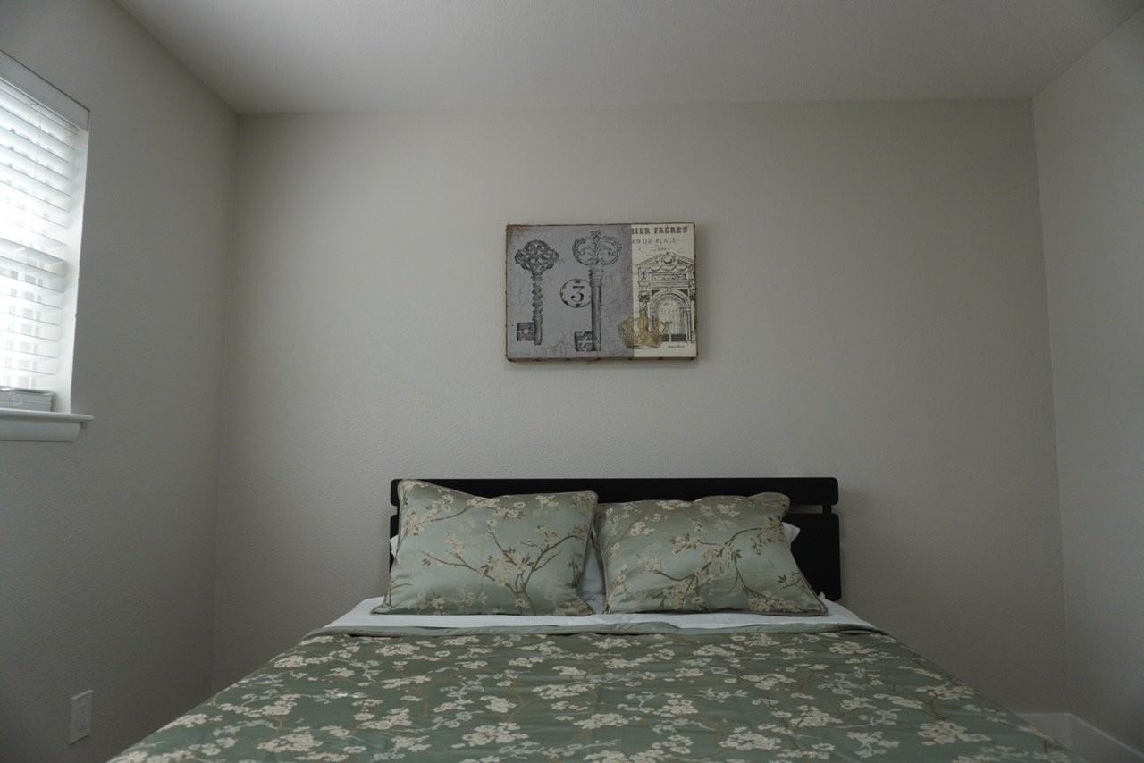 6628 Tabor St - Photo 5 of 15