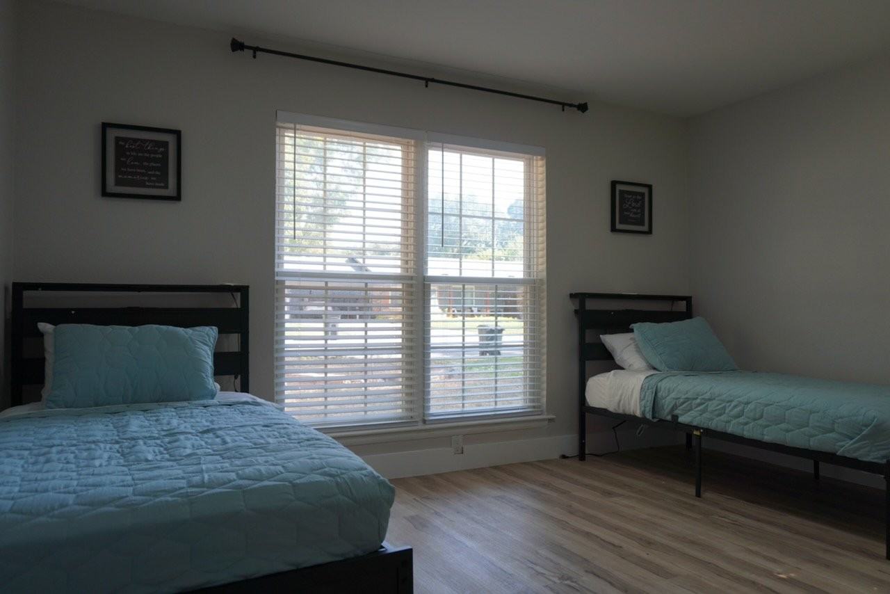 6628 Tabor St - Photo 7 of 15