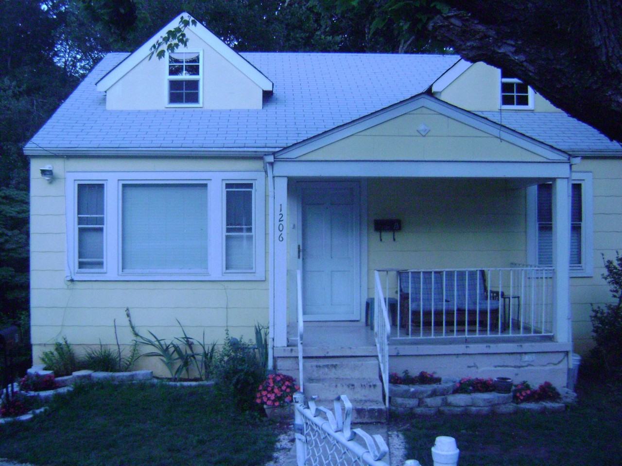 1206 Cherry Ave #A - Photo 7 of 11