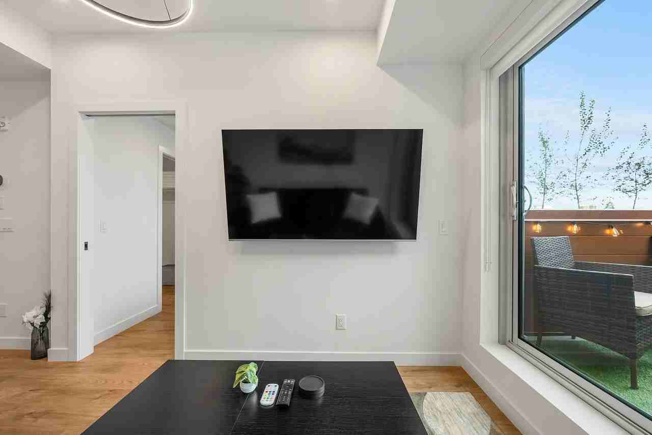 205 -205 18a St Nw - Photo 5 of 37