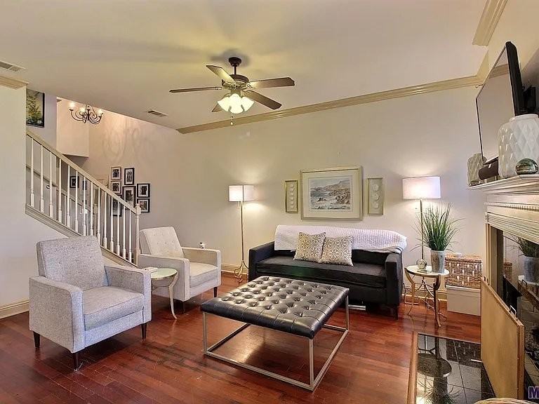 18160 Pinehurst Dr - Photo 5 of 15