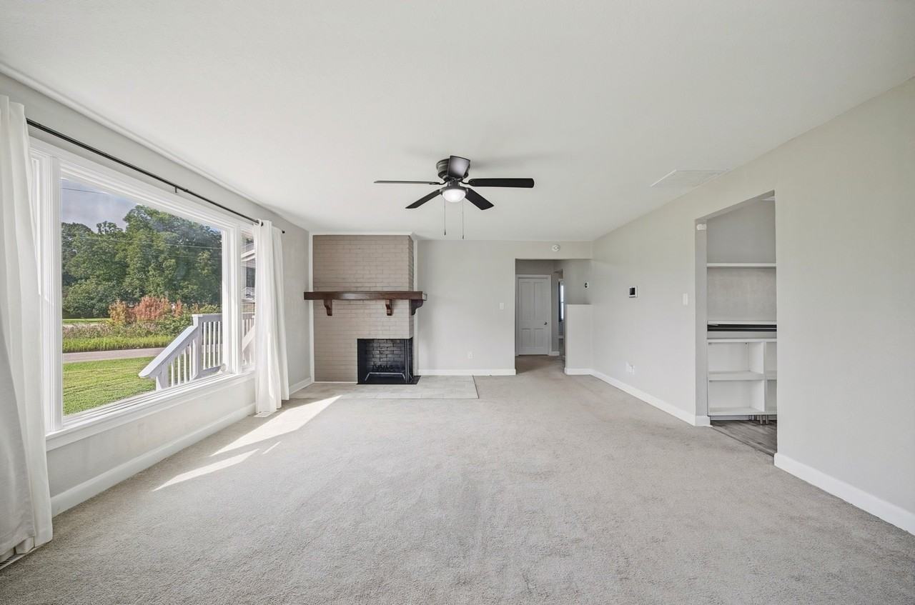 3600 Mariner Ave - Photo 3 of 20