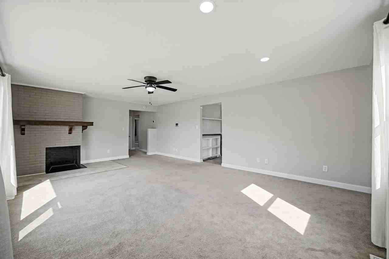 3600 Mariner Ave - Photo 6 of 20