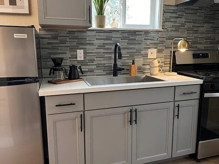 352 Clela Ave #0-5 - Photo 2 of 12