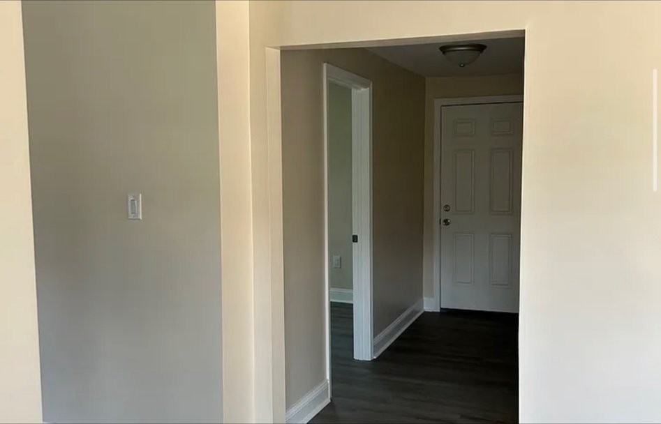 2916 Brooks Ave - Photo 2 of 9