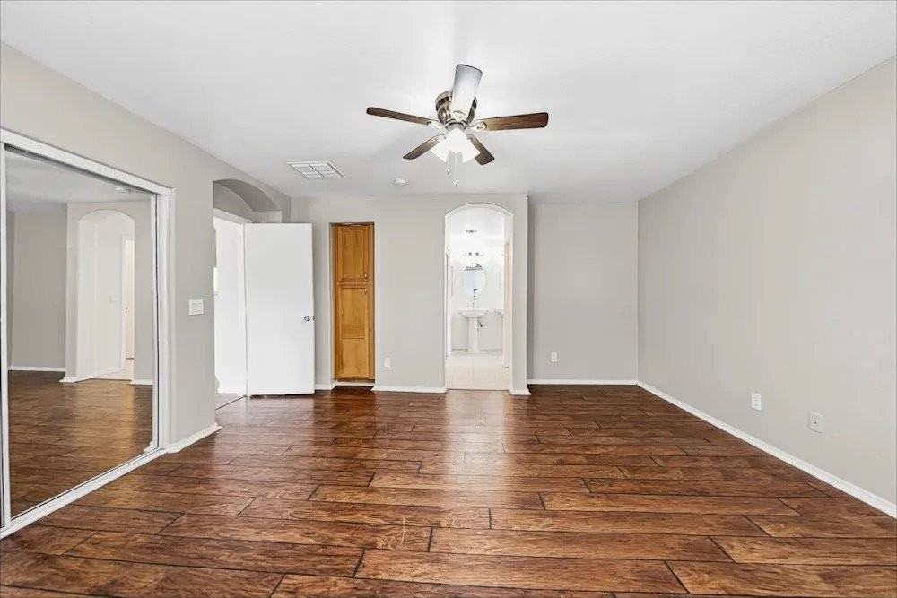 627 Grant St Se - Photo 6 of 9