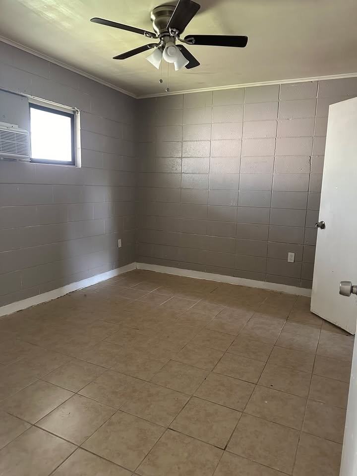 519 N Bonner St #519 - Photo 7 of 9
