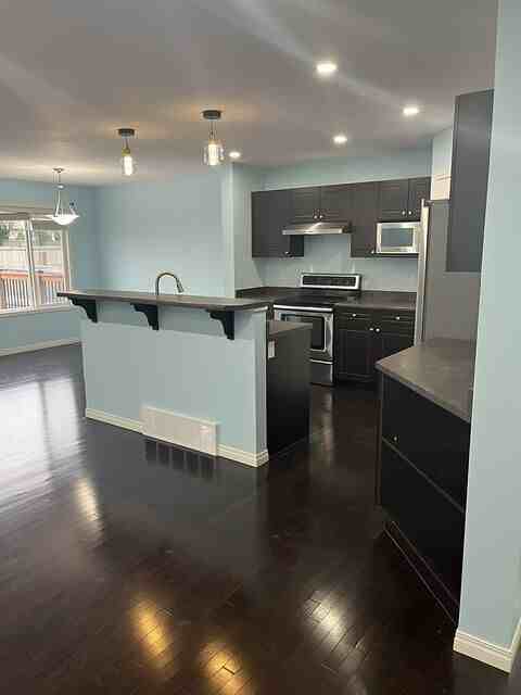 547 171 St Sw - Photo 6 of 25