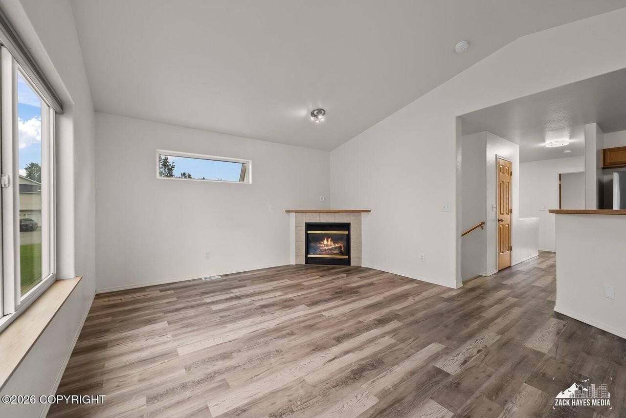 9456 Morningside Loop #B - Photo 5 of 39