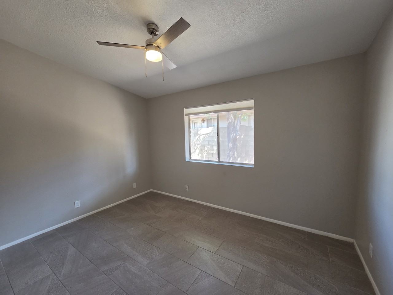 6245 E Glencove Cir #3 - Photo 6 of 22
