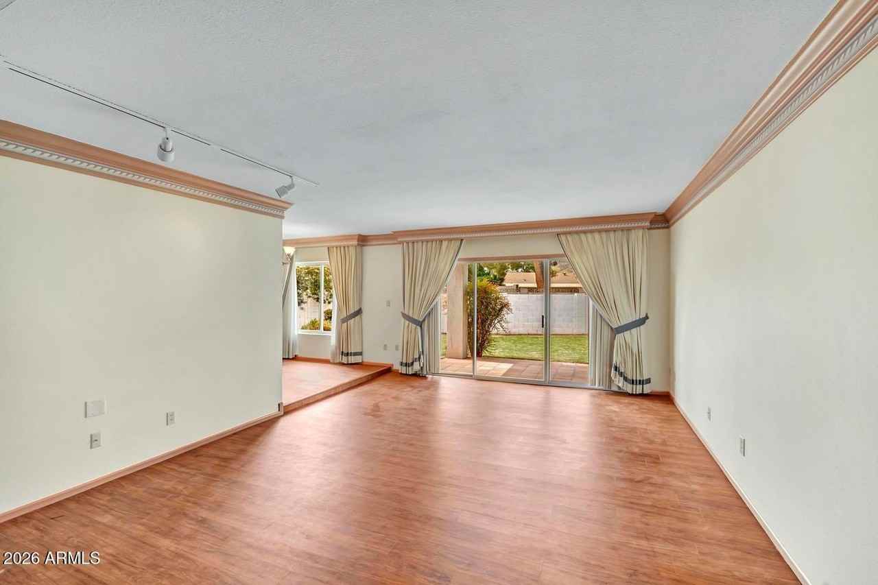 509 E Boca Raton Rd - Photo 4 of 38