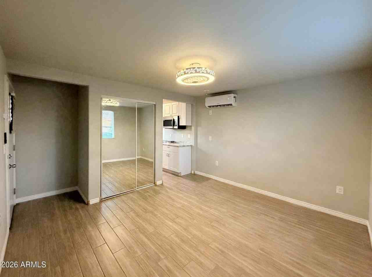 11329 W Duluth Ave - Photo 3 of 14