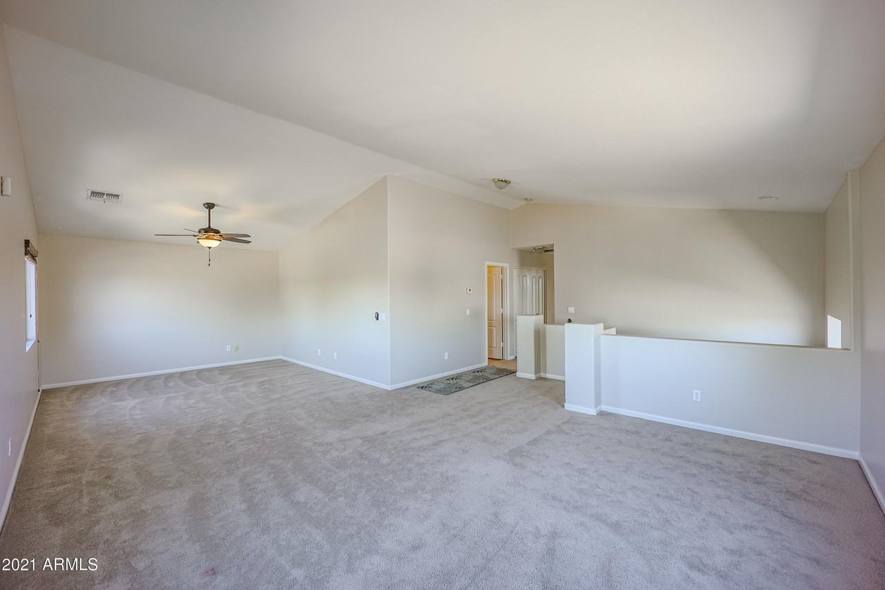 10938 W Meadowbrook Ave - Photo 5 of 32